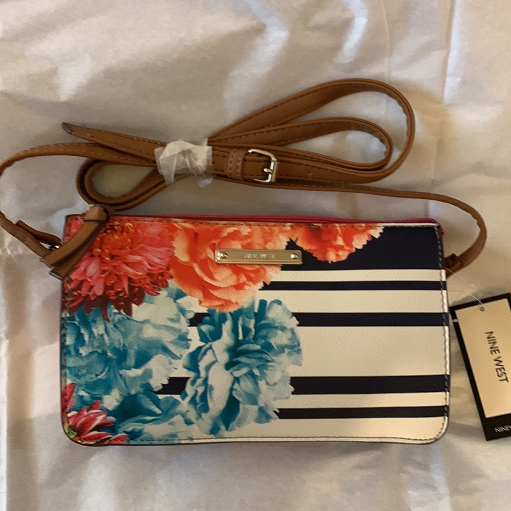 NWT Nine West Crossbody
